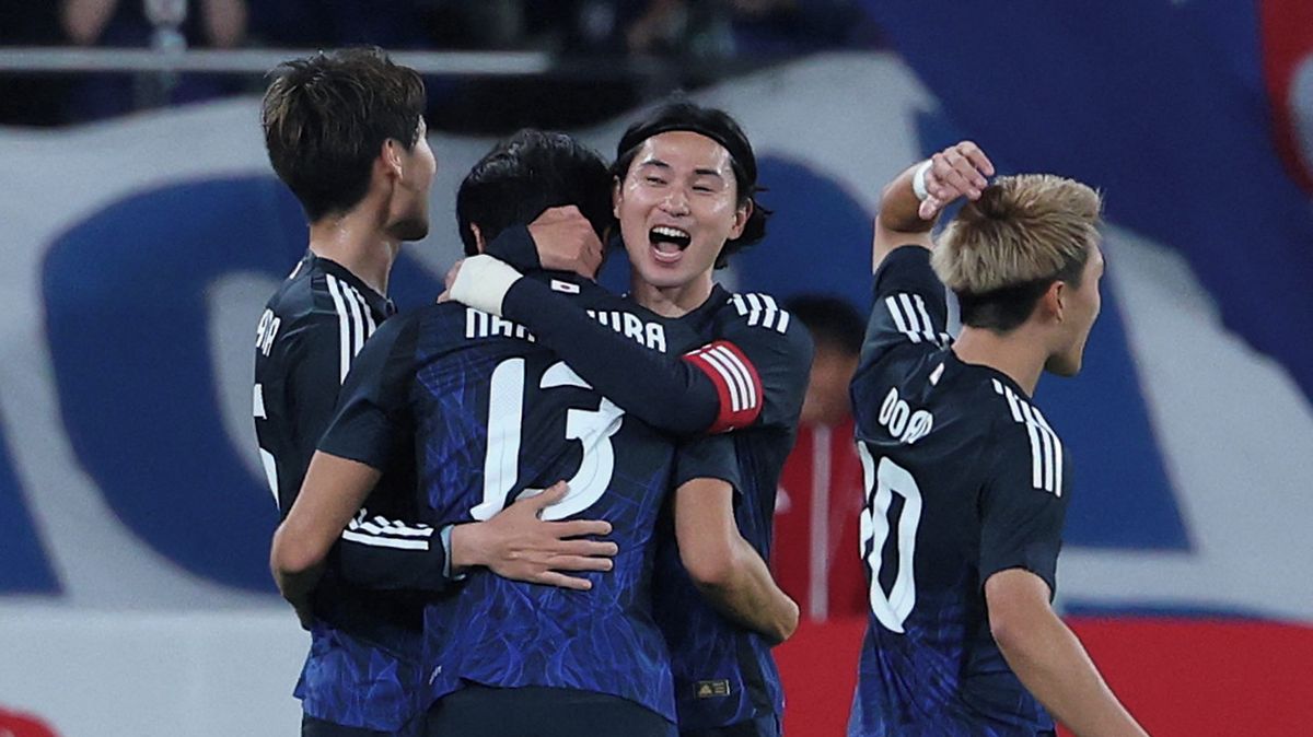 Historický den pro japonský fotbal. Samurajové poprvé sekli Brazílii